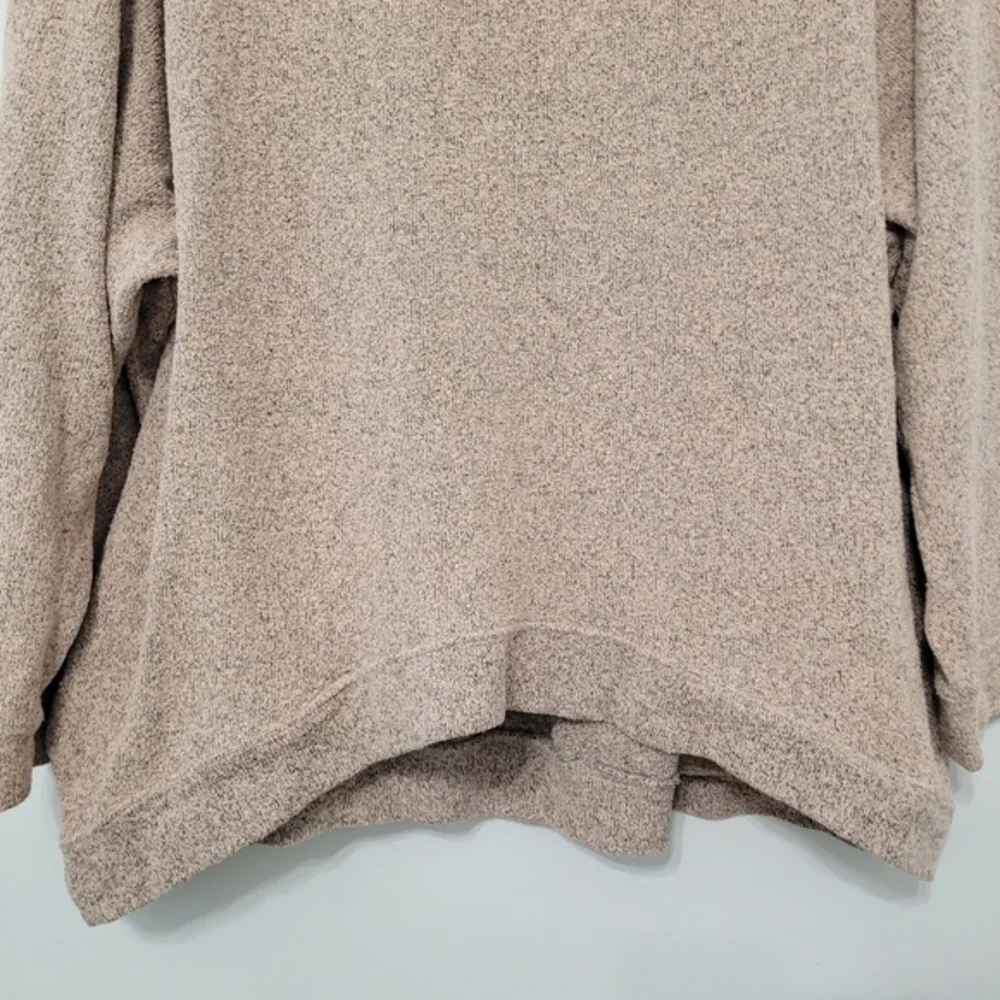 FP Beach Women's‎ Oversized Relaxed Fit Sweater Size L Cream Grey Neutral Comfy